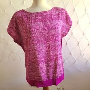 SALE! New York & Co Top / Fuschia / Pullover / Size Large